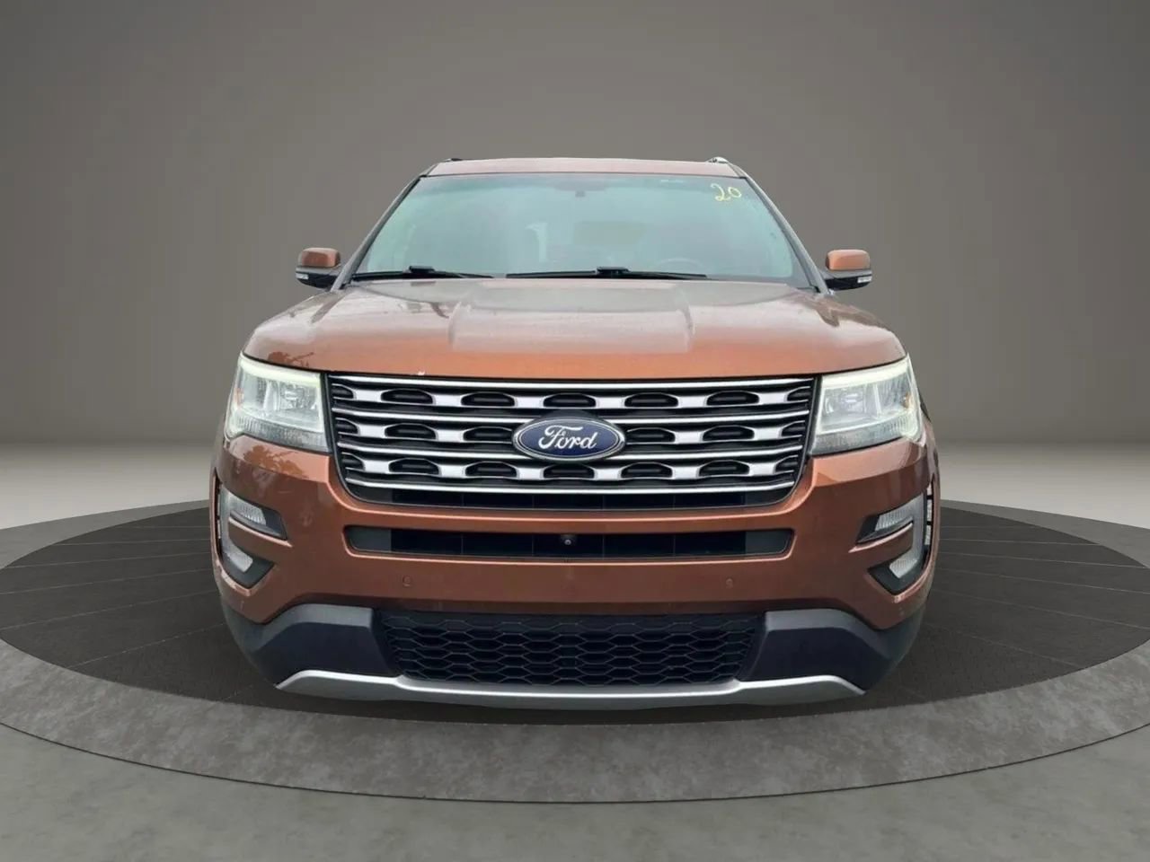 Used 2017 Ford Explorer Limited image 2