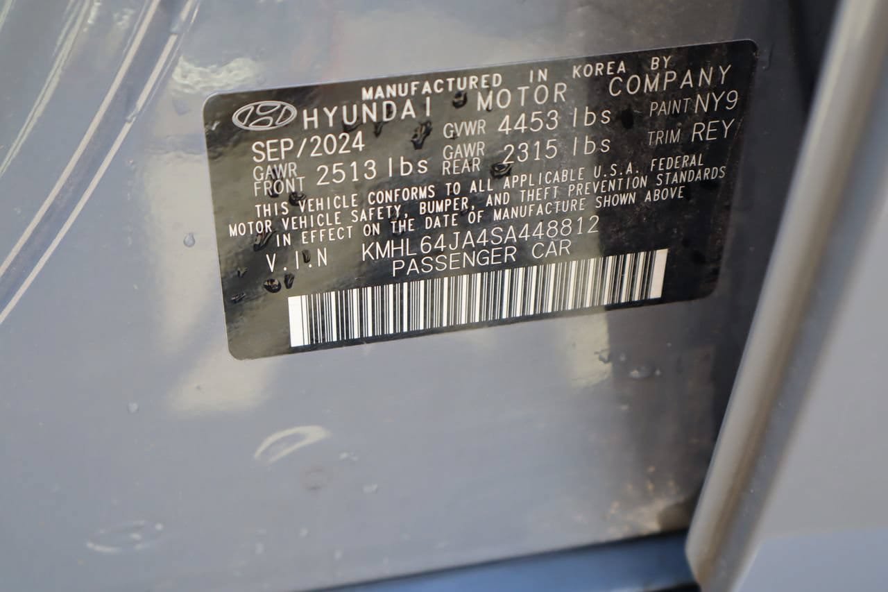 Used 2025 Hyundai Sonata SEL FWD image 27