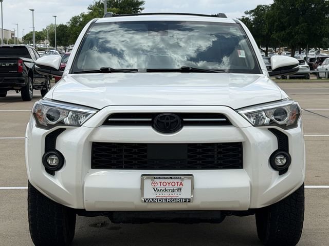 Used 2021 Toyota 4Runner SR5 Premium w/ Moonroof Package RWD image 7