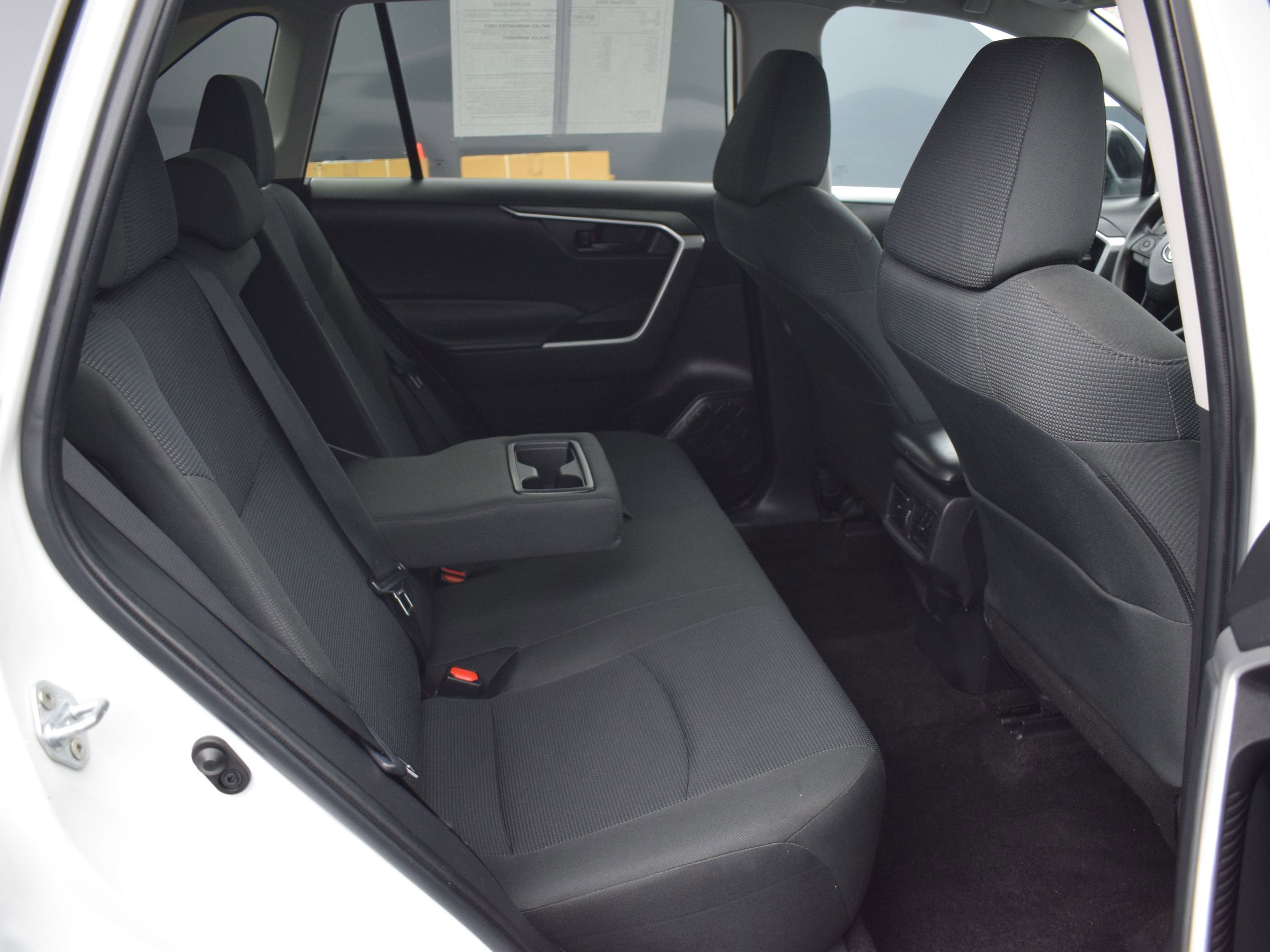 Used 2023 Toyota RAV4 LE image 11