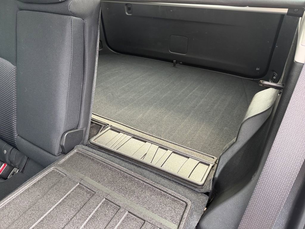 Used 2017 Subaru Forester 2.5i Premium w/ All-Weather Package image 13