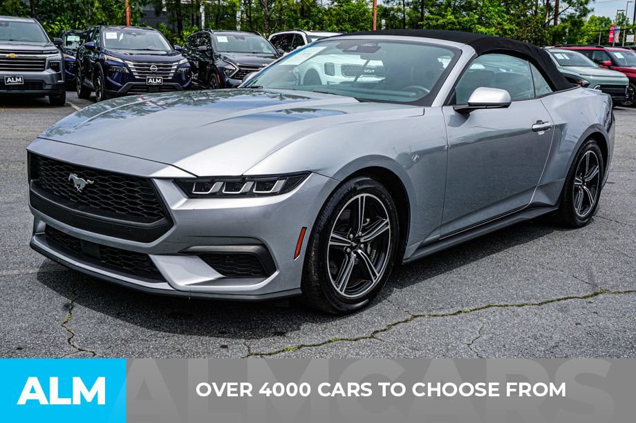 Used 2025 Ford Mustang Premium RWD image 2