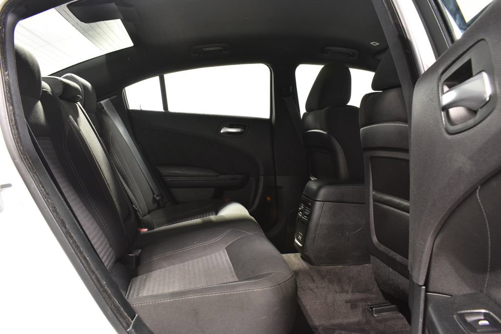 Used 2018 Dodge Charger GT w/ Blacktop Package image 29