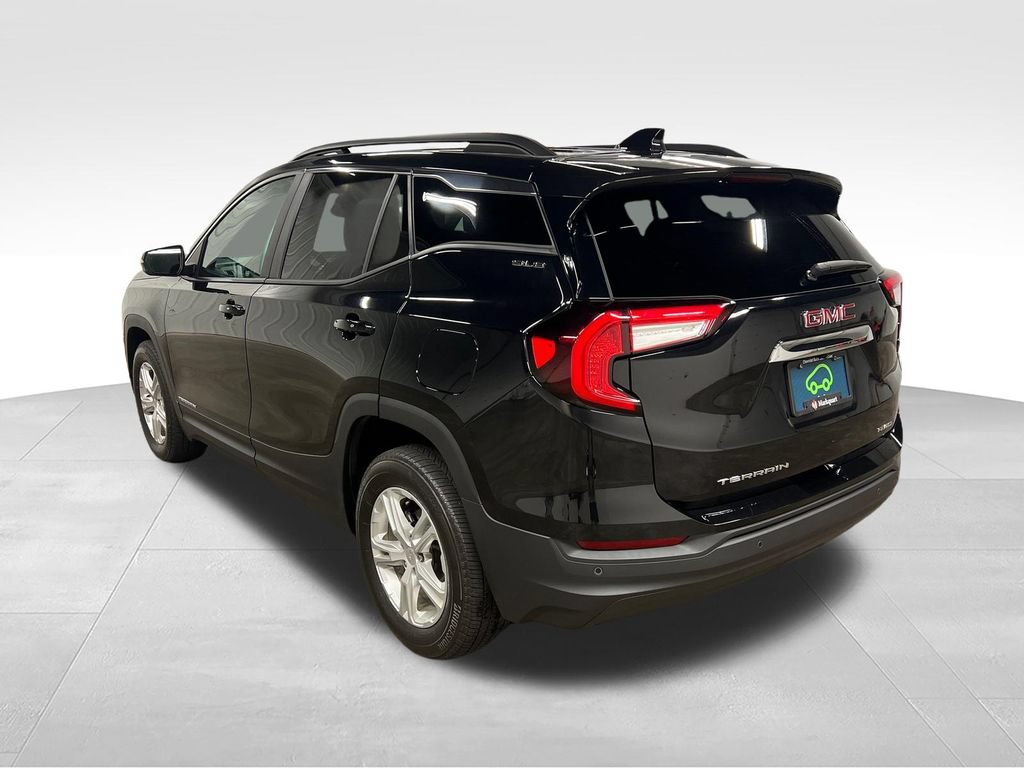 Certified 2023 GMC Terrain SLE w/ Driver Convenience Package AWD/4WD image 7