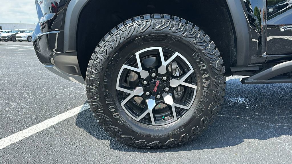 Used 2024 GMC Canyon AT4X image 14