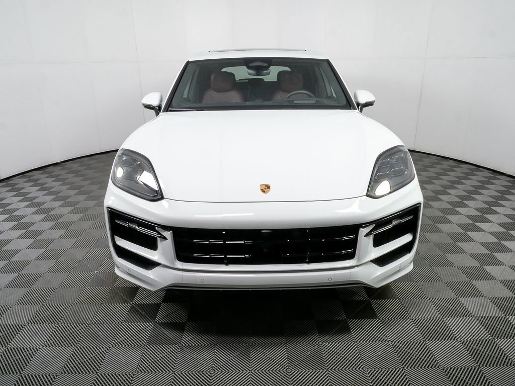 New 2026 Porsche Cayenne GTS image 38