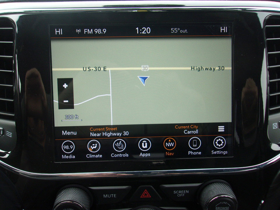 Used 2022 Jeep Grand Cherokee Laredo X image 22