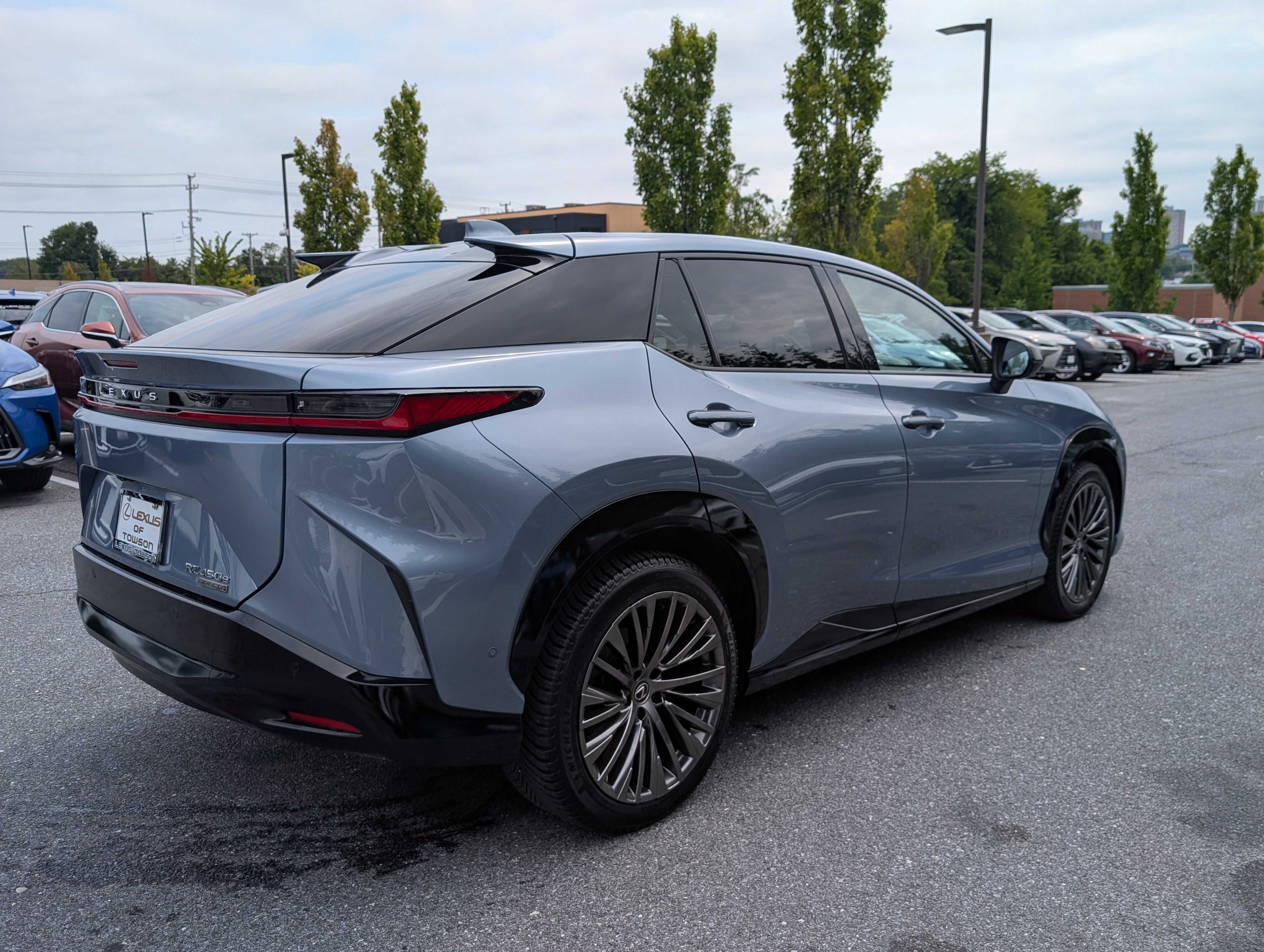 Used 2023 Lexus RZ 450e Premium w/ Accessory Package (2T) AWD/4WD image 3
