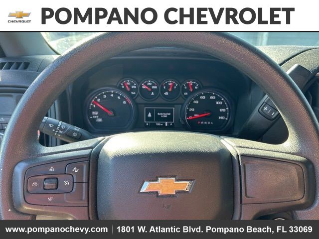 Used 2022 Chevrolet Silverado 1500 Custom image 6