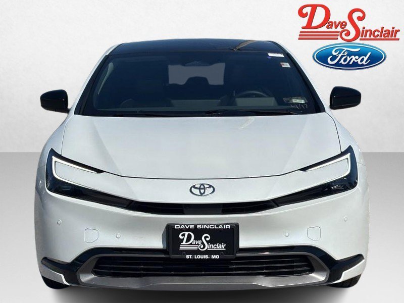 Used 2026 Toyota Prius Limited w/ Limited Premium Package AWD/4WD image 2