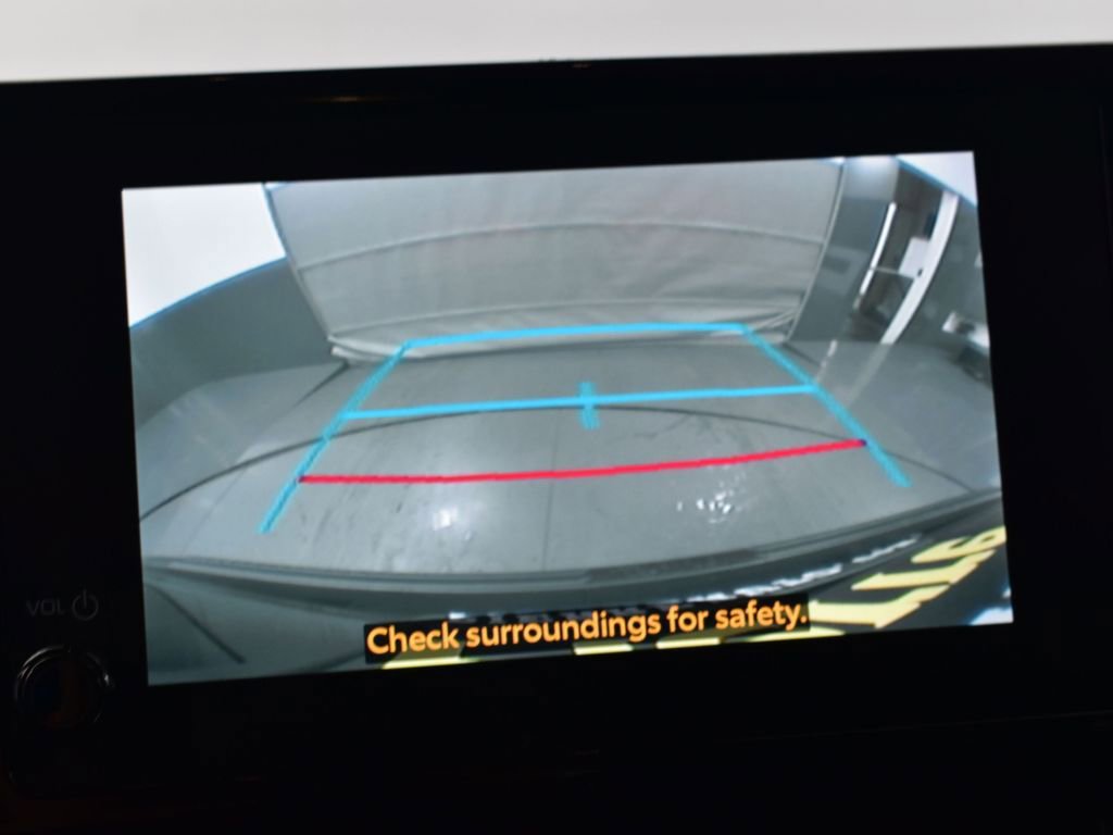 Used 2024 Toyota Corolla Cross LE image 19