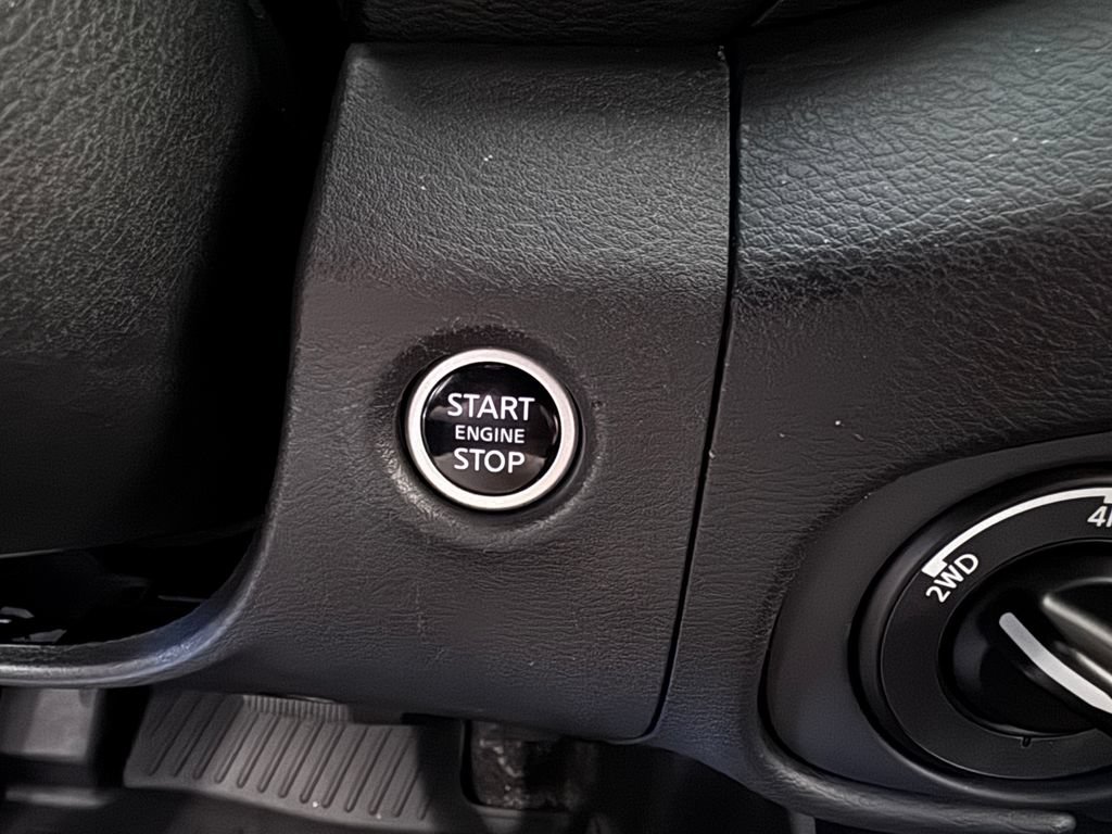 Used 2023 Nissan Frontier PRO-4X w/ Technology Package AWD/4WD image 22