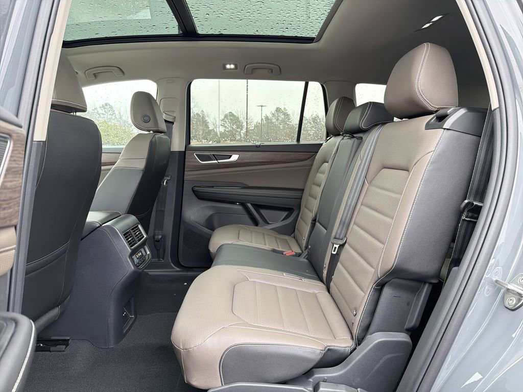 New 2026 Volkswagen Atlas SEL image 14