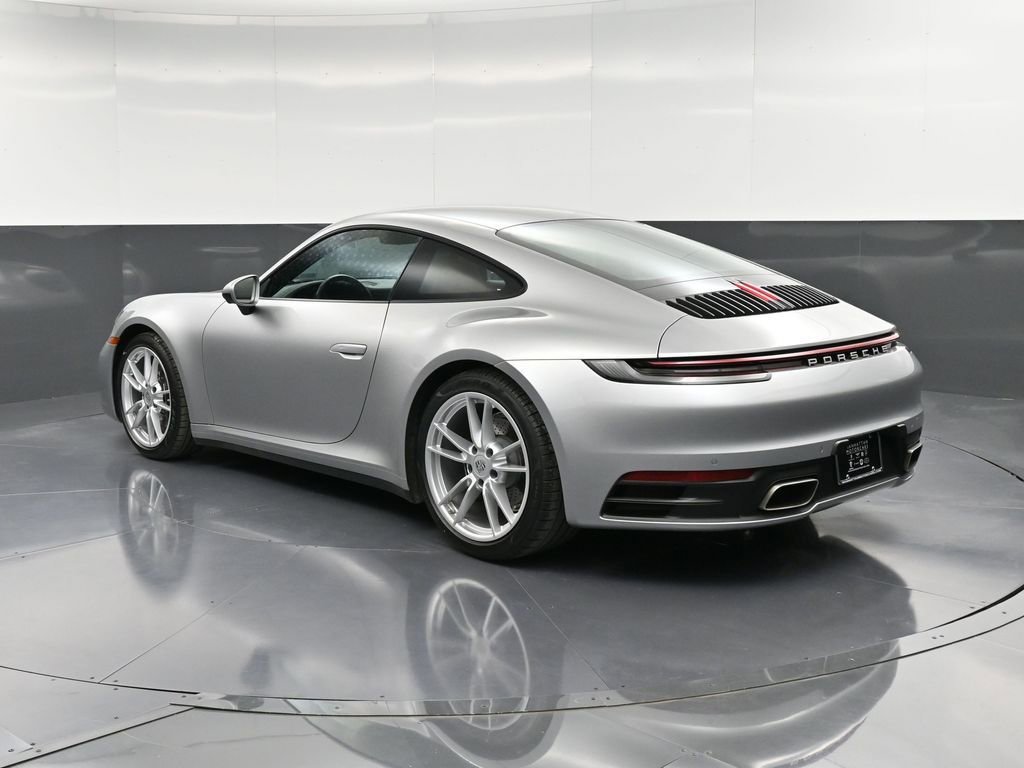Certified 2024 Porsche 911 Carrera image 3