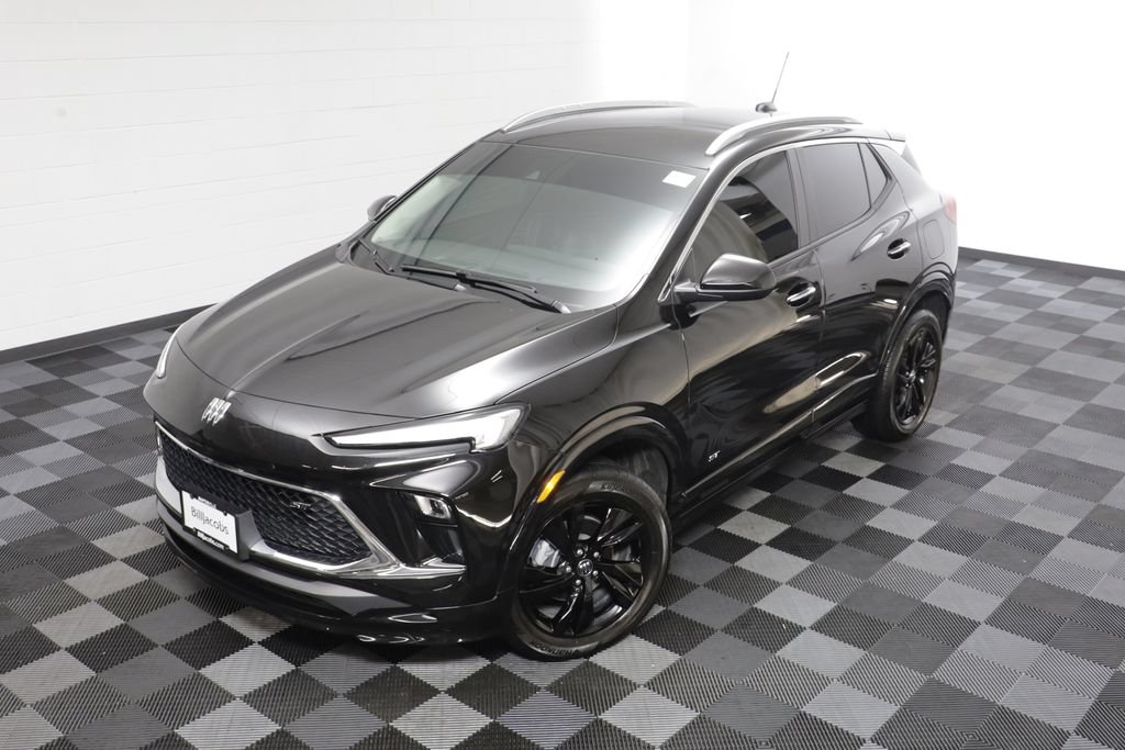 Used 2026 Buick Encore GX Sport Touring AWD/4WD image 2