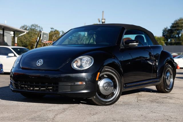 Used 2015 Volkswagen Beetle 1.8T image 1
