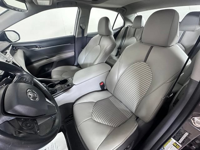 Used 2021 Toyota Camry SE w/ Cold Weather Package AWD/4WD image 19