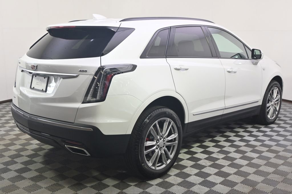 New 2025 Cadillac XT5 Sportv w/ LPO, Floor Liner Package image 7