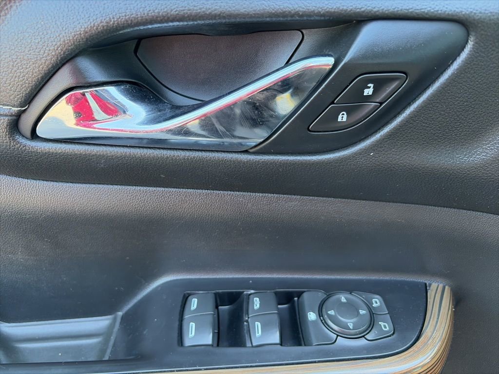 Used 2020 GMC Acadia SLE FWD image 12
