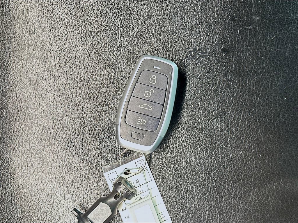 Used 2020 RAM 1500 Laramie image 35