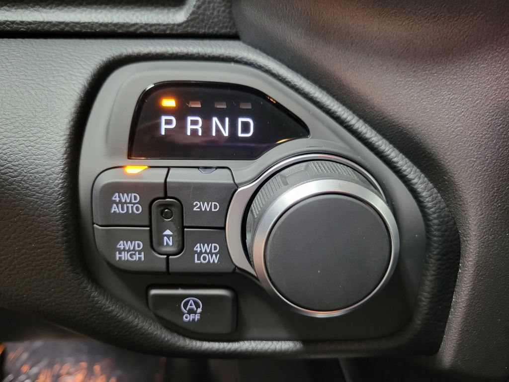 New 2026 RAM 1500 Big Horn AWD/4WD image 14