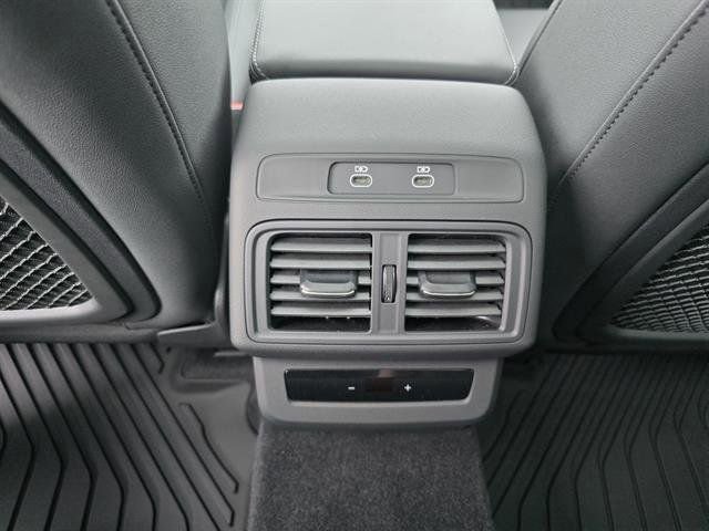 Used 2025 Audi Q5 Premium Plus w/ Premium Plus image 20