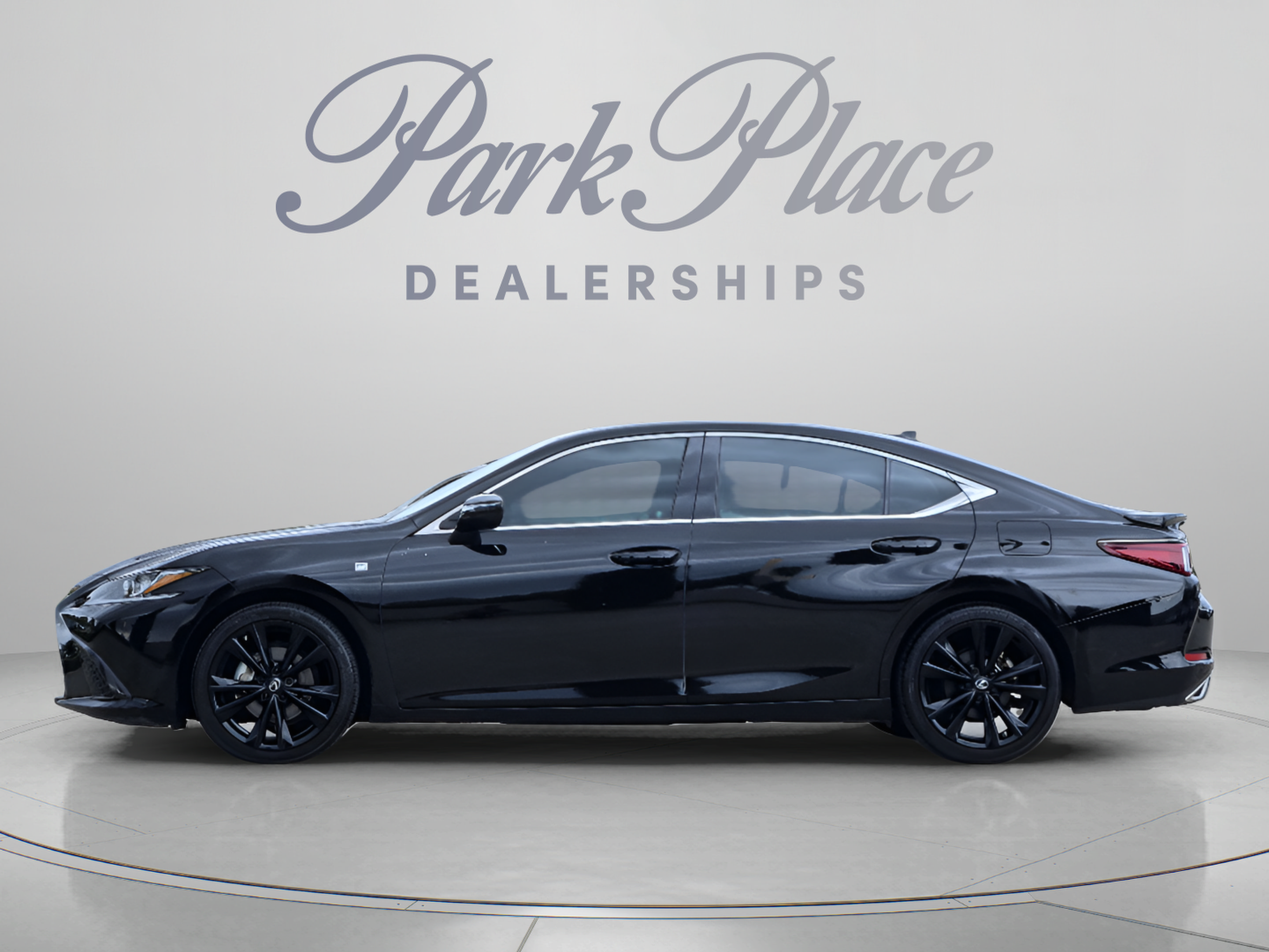 Certified 2022 Lexus ES 350 F Sport w/ Accessory Package 2 FWD image 2