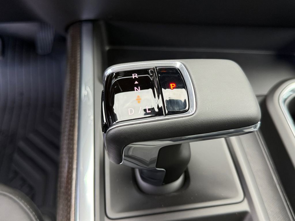 New 2026 Chevrolet Silverado 1500 RST w/ Safety Package AWD/4WD image 22