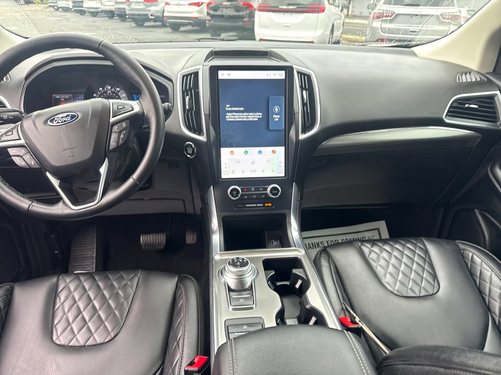 Used 2024 Ford Edge Titanium w/ Equipment Group 301A AWD/4WD image 19