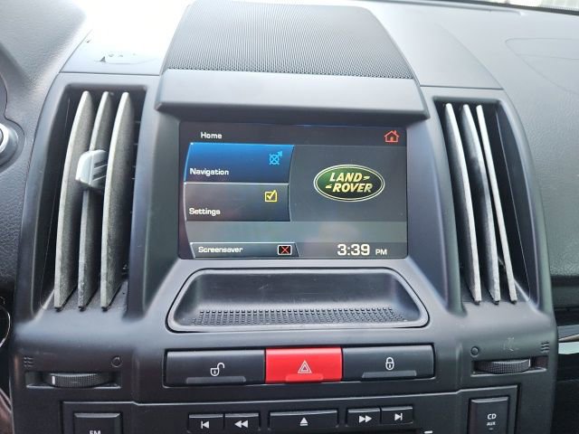 Used 2011 Land Rover LR2 HSE LUX image 16