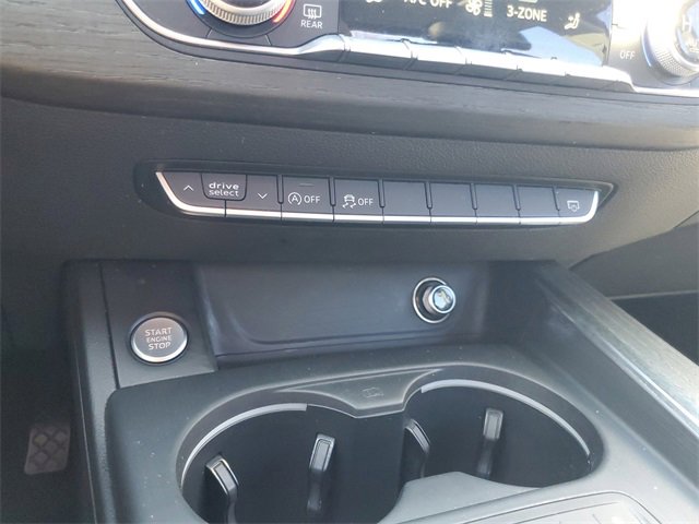 Used 2017 Audi A4 2.0T Premium w/ Convenience Package image 19