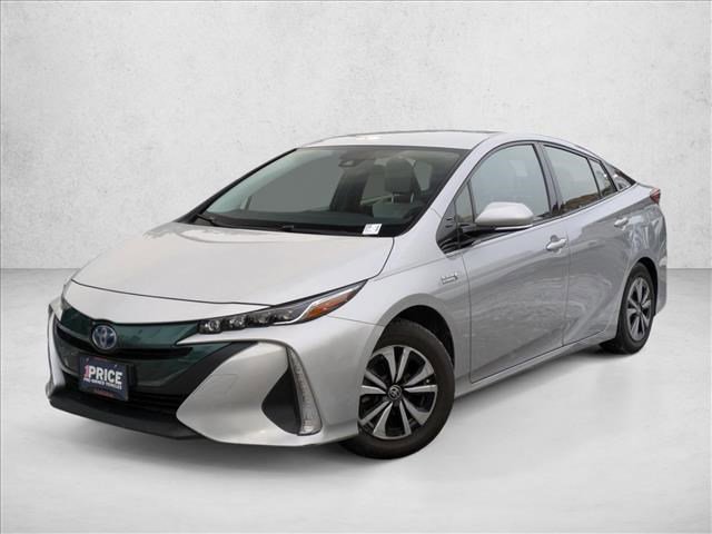 Used 2017 Toyota Prius Prime Premium image 1