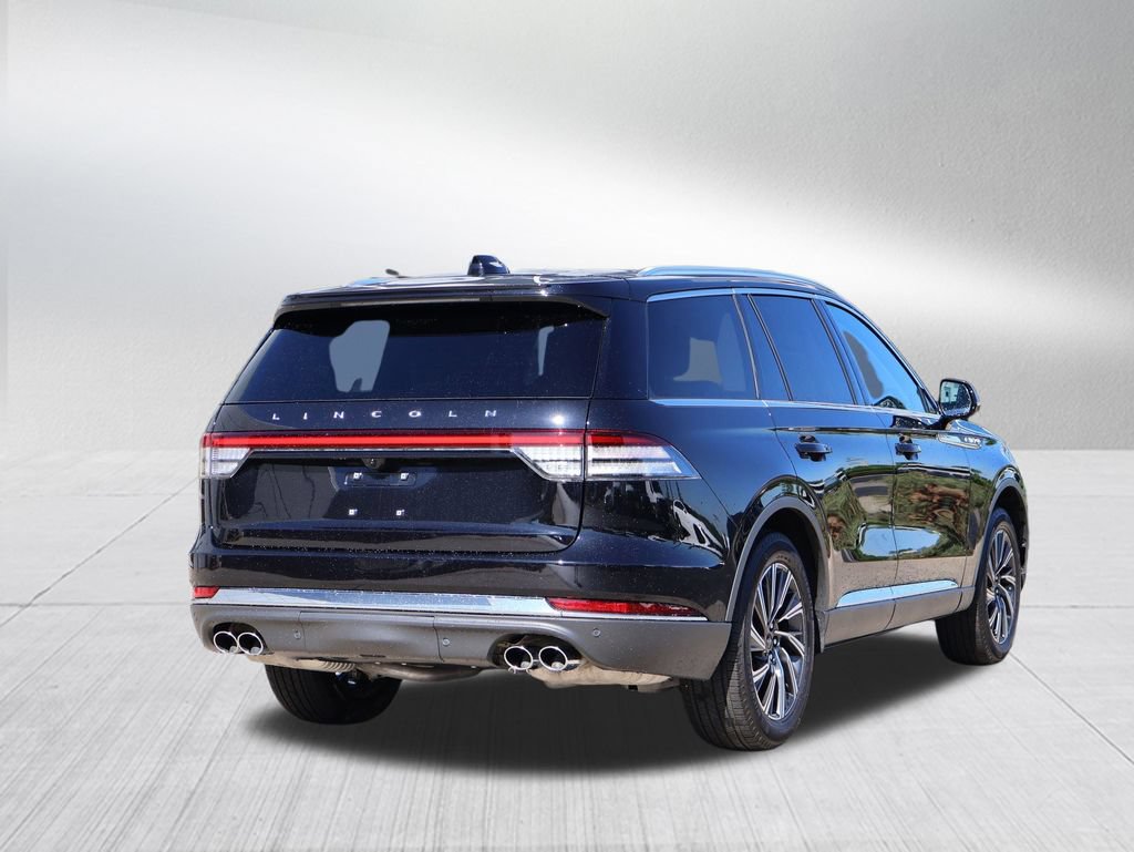 Used 2025 Lincoln Aviator AWD image 25
