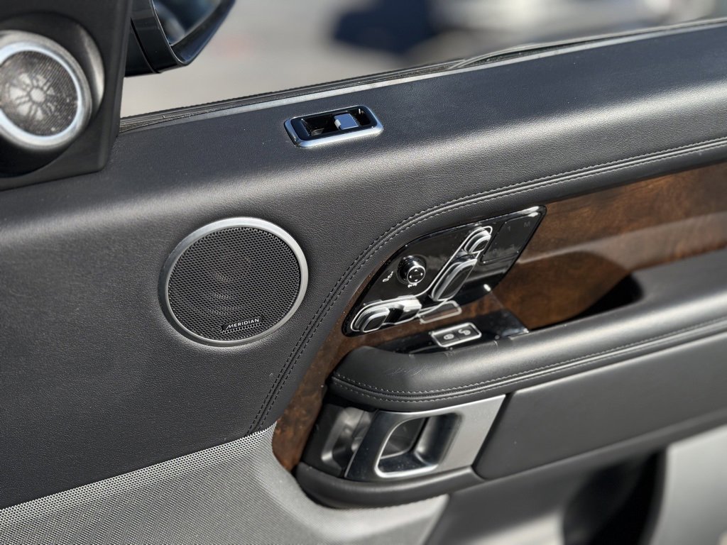 Used 2019 Land Rover Range Rover Supercharged image 35