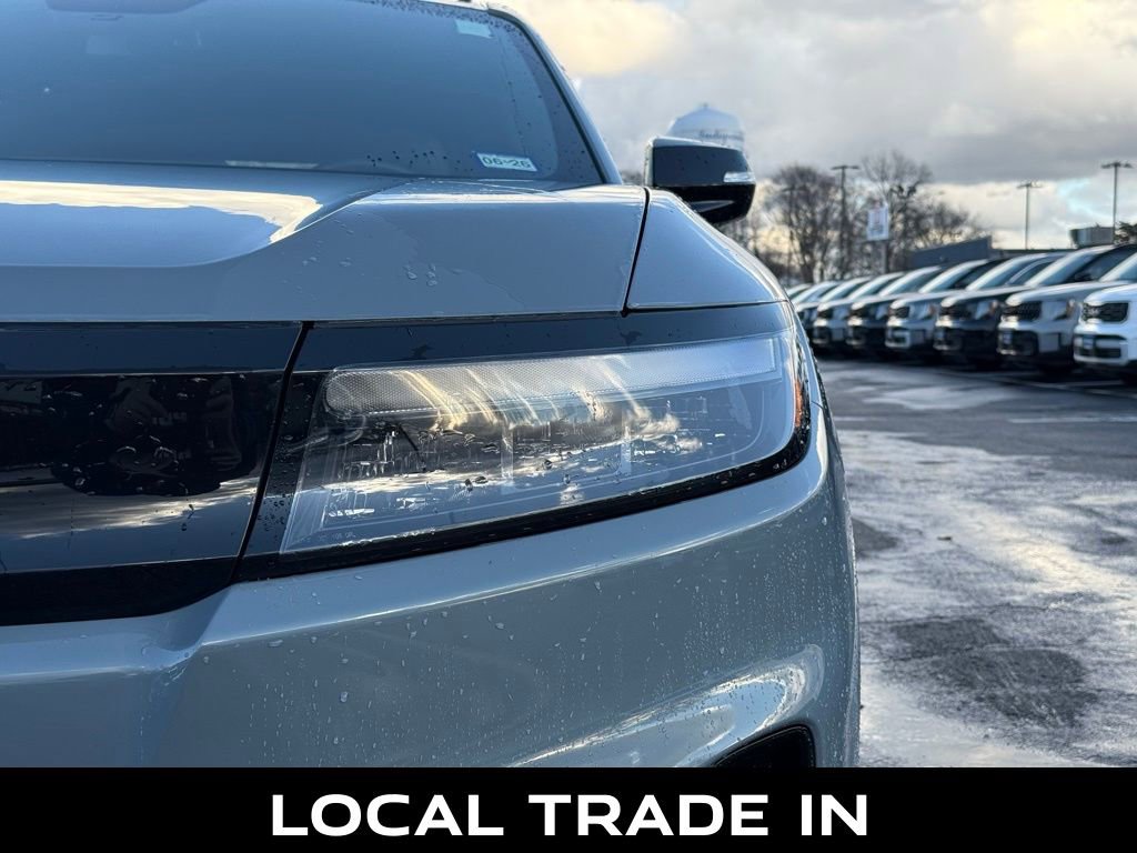 Used 2024 Honda Prologue Touring image 4