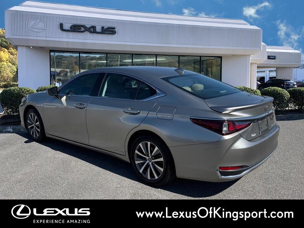 Used 2021 Lexus ES 300h w/ Premium Package FWD image 3