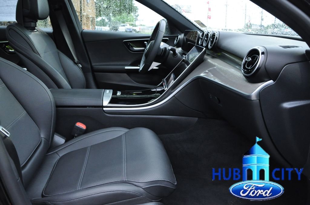 Used 2025 Mercedes-Benz C 300 Sedan image 16