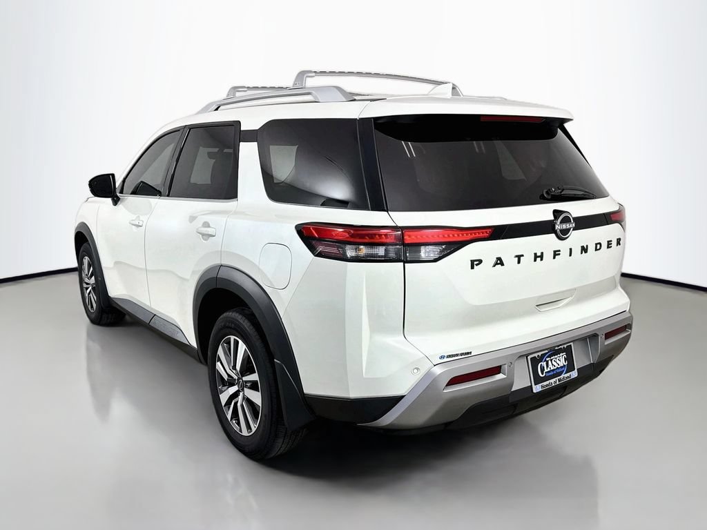 Used 2023 Nissan Pathfinder SL w/ Lighting Package (N92) AWD/4WD image 5