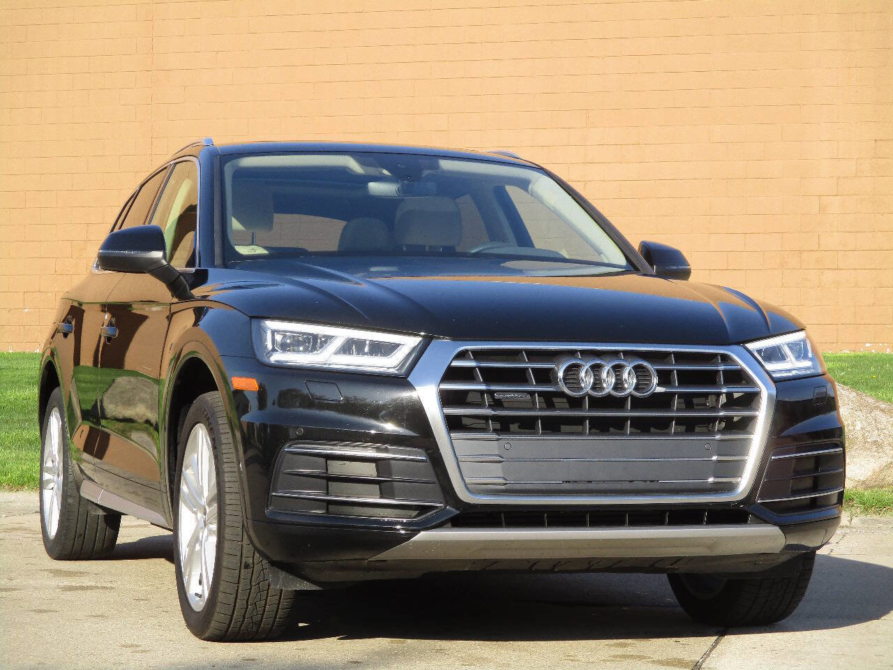 Used 2018 Audi Q5 2.0T Premium Plus AWD/4WD image 47