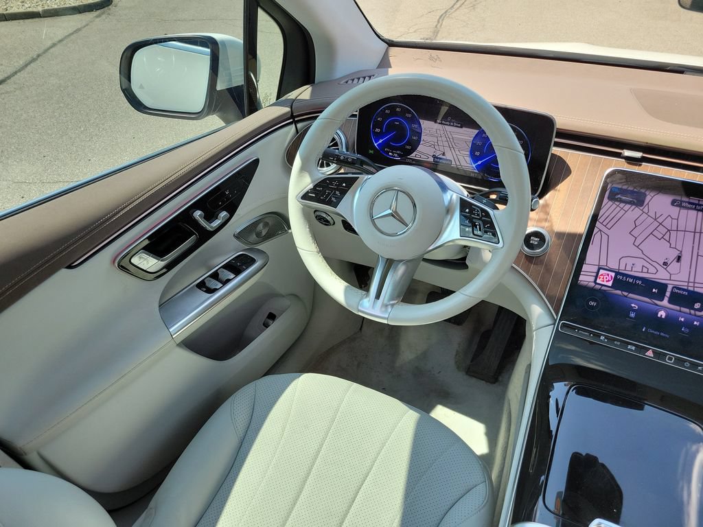 Used 2023 Mercedes-Benz EQE 350+ SUV image 19