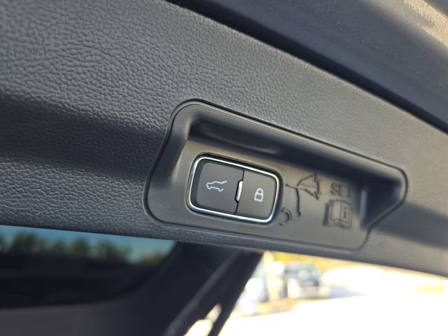 Used 2024 Ford Explorer ST w/ Equipment Group 401A image 12