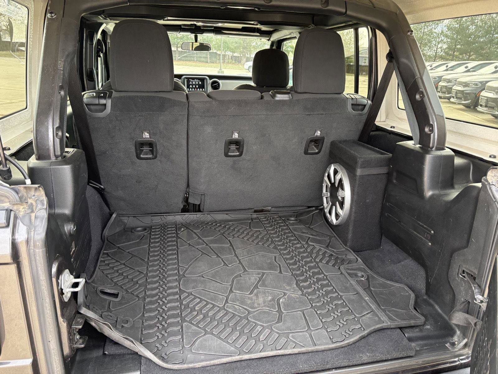 Used 2020 Jeep Wrangler Unlimited Sport S image 25