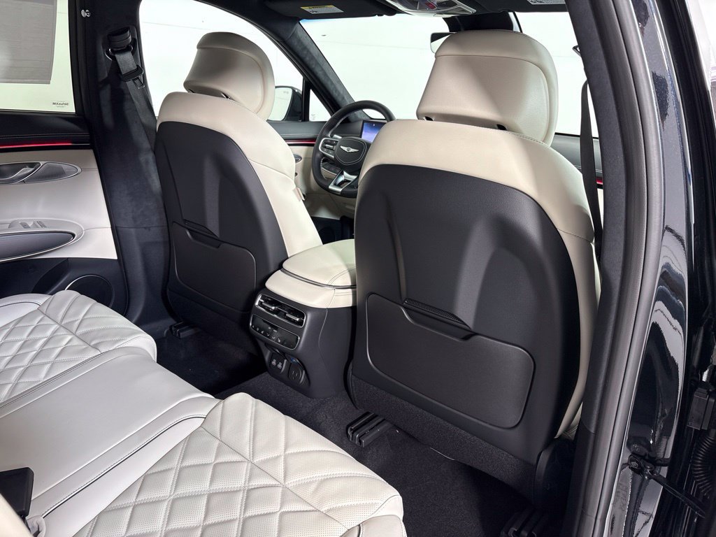 New 2027 Genesis GV70 2.5T Sport Prestige AWD/4WD image 19