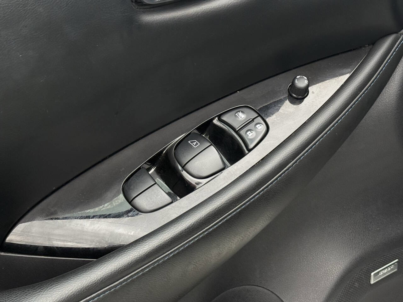 Used 2022 Nissan Leaf SL Plus image 10