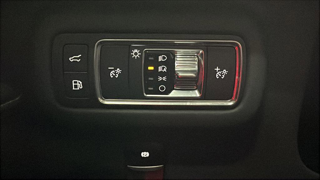 Used 2025 Lincoln Nautilus Premier w/ Equipment Group 102A AWD/4WD image 41