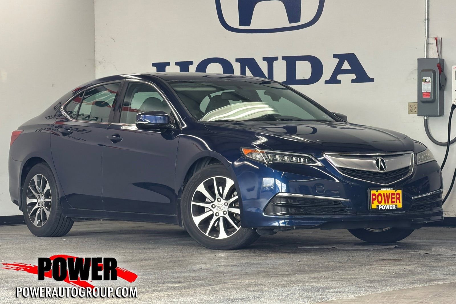 Used 2015 Acura TLX image 1