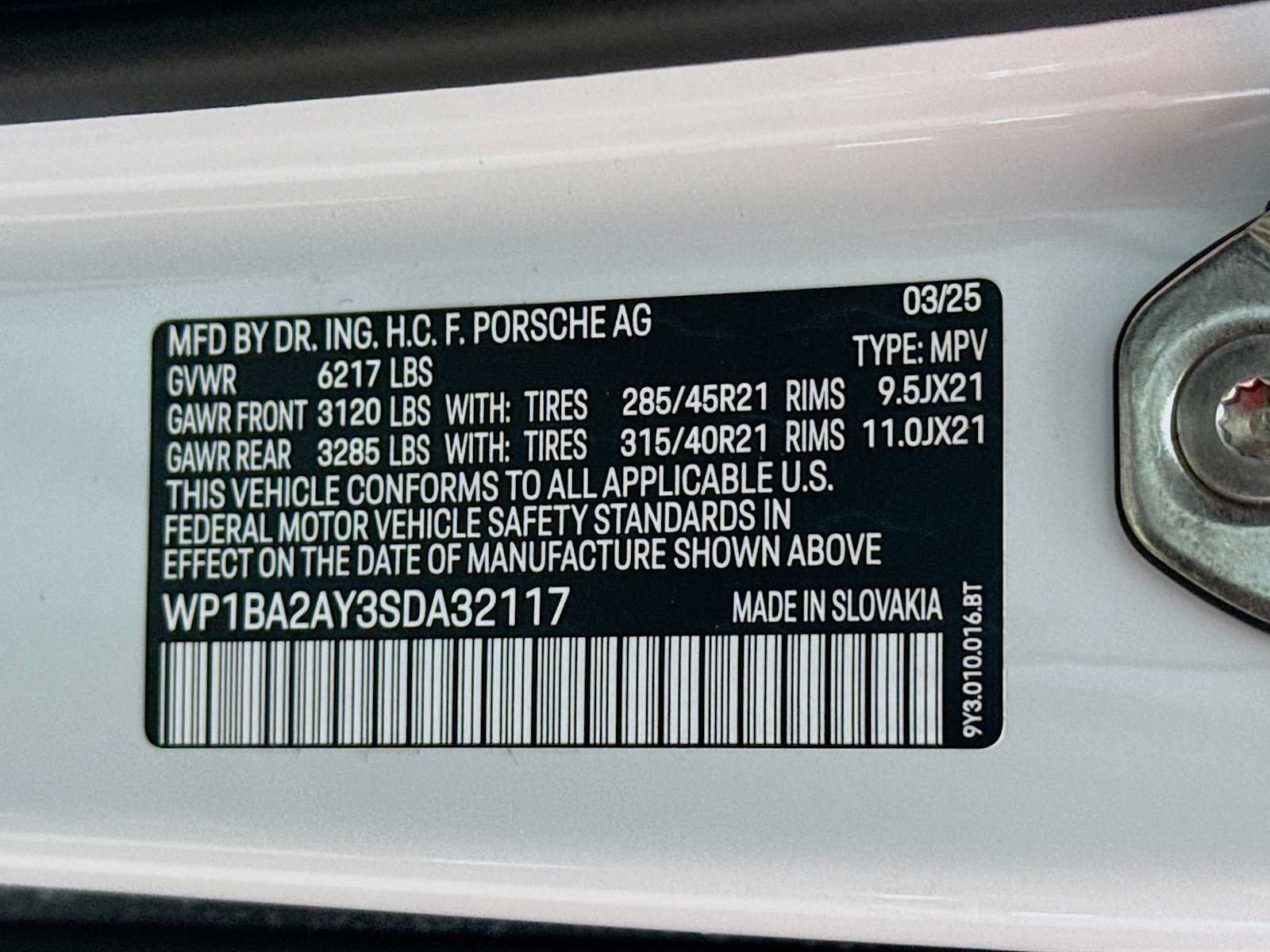 New 2025 Porsche Cayenne Coupe AWD/4WD image 41