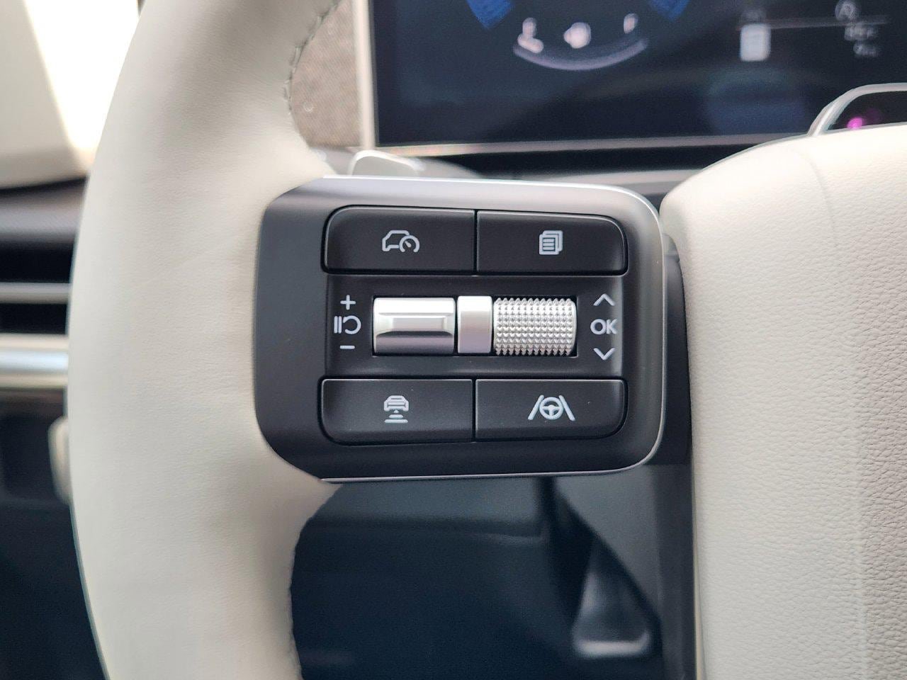 New 2026 Hyundai Santa Fe SEL FWD image 25
