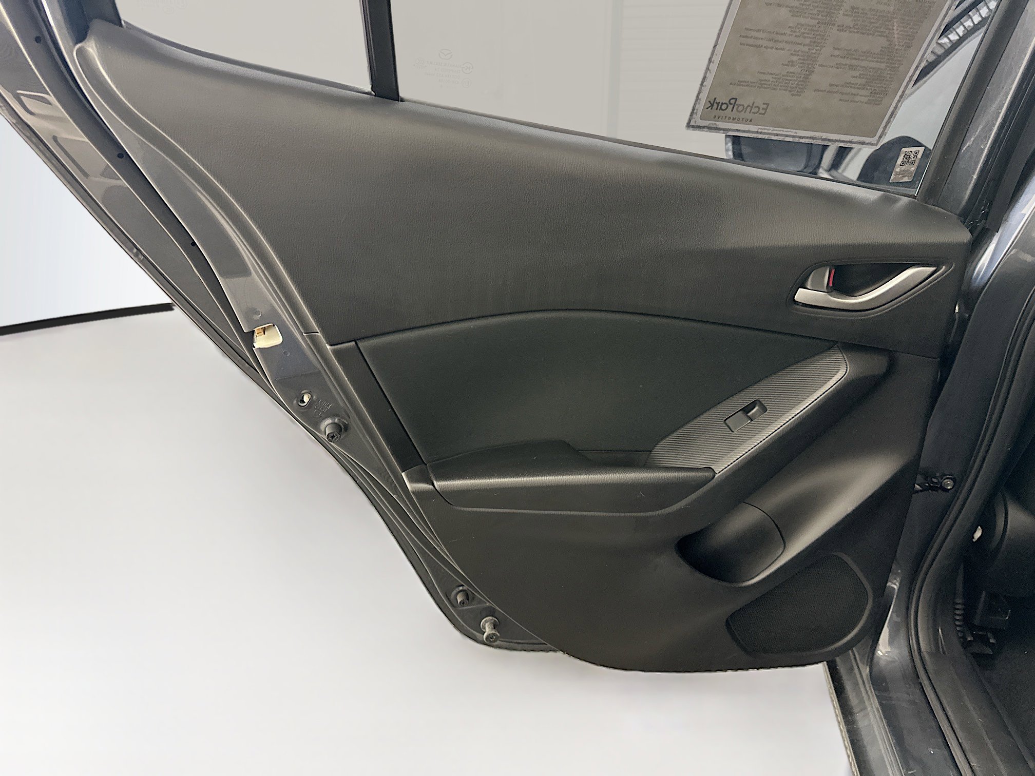 Used 2016 MAZDA MAZDA3 i Sport w/ Preferred Equipment Package image 27