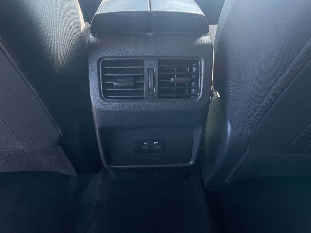 Used 2023 Nissan Rogue SV FWD image 26